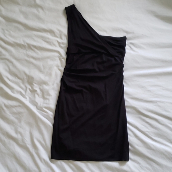 DVF Solid Black One Shoulder Mini Dress LBD - Picture 2 of 8